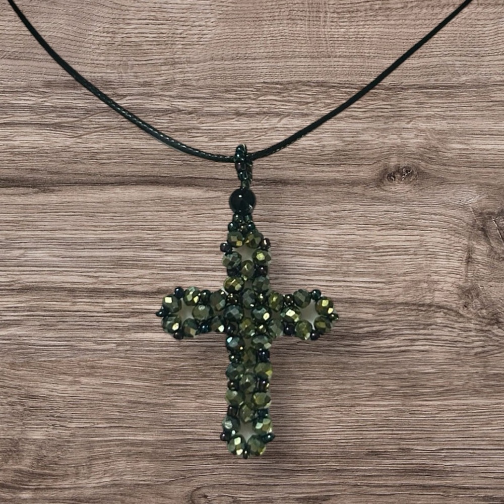 Sparkling Hand-Beaded Cross Pendant Necklace (Sea Green) - Picture 3 of 3